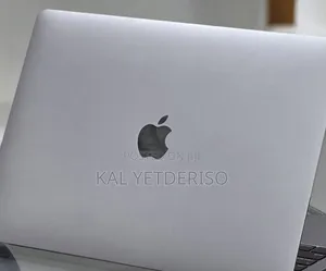 New Laptop Apple MacBook Pro 2019 16GB Intel Core i7 SSD 256GB