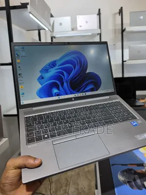 New Laptop HP ZBook 15 16GB Intel Core i7 SSD 512GB