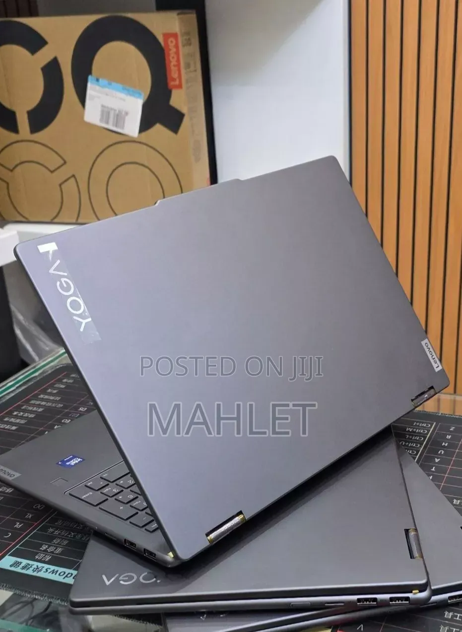 New Laptop Lenovo Yoga 7 15ITL5 16GB Intel Core i7 SSD 512GB