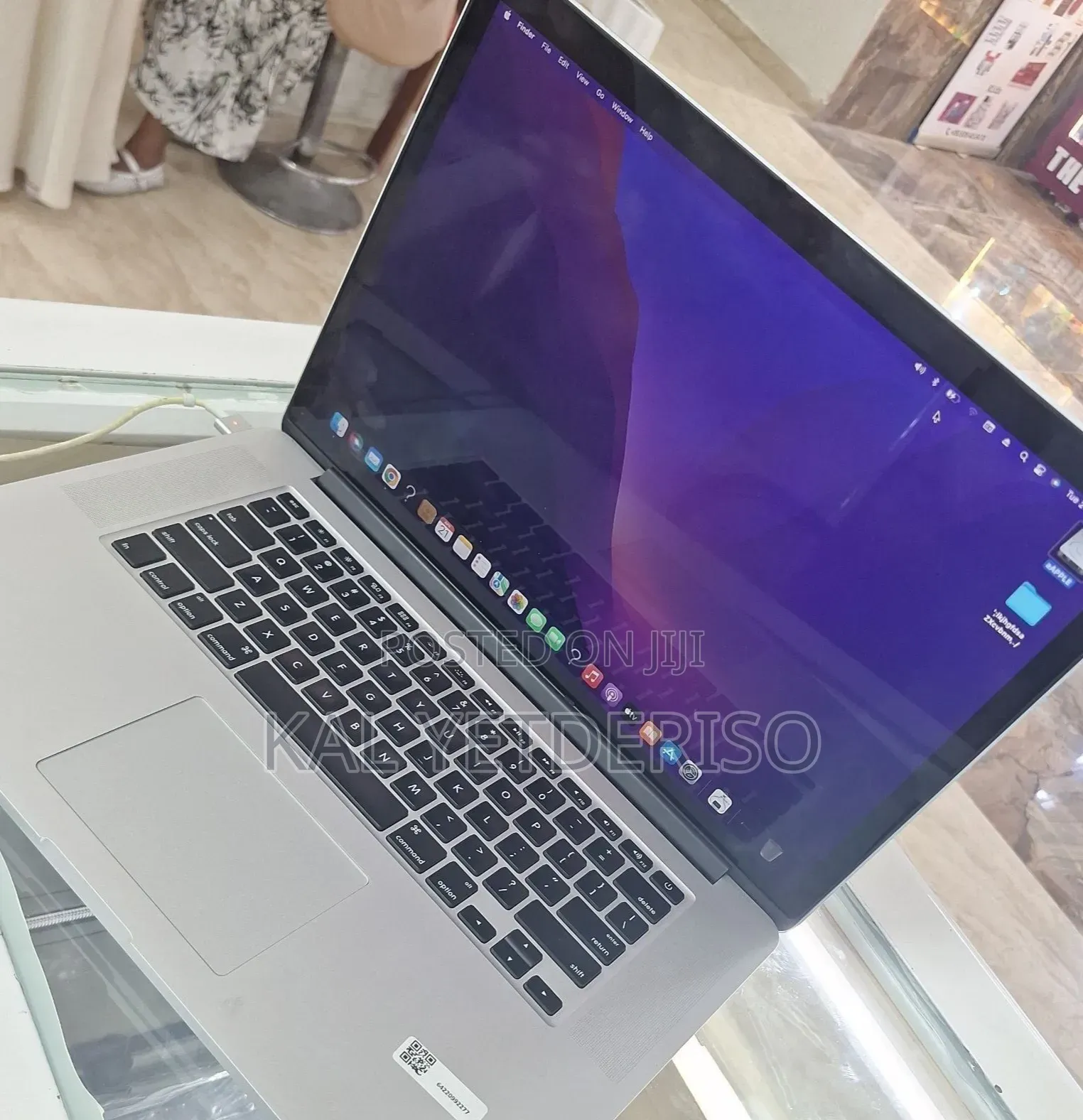 Laptop Apple MacBook Pro 2015 16GB Intel Core i7 SSD 256GB