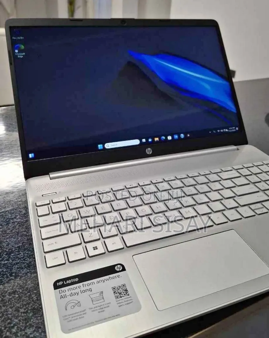 Laptop Dell 14 Premium 8GB Intel Pentium SSD 256GB