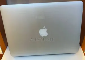 New Laptop Apple MacBook Air 2017 8GB Intel Core i5 SSD 256GB