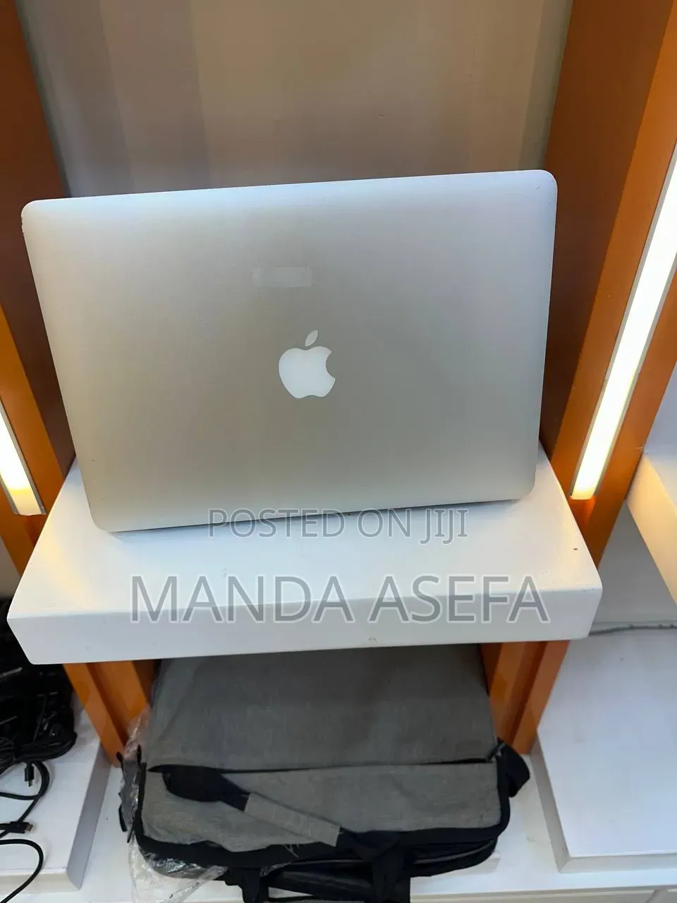 New Laptop Apple MacBook Air 2017 8GB Intel Core i5 SSD 256GB