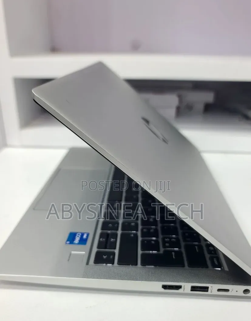 New Laptop HP ProBook 640 G8 16GB Intel Core i5 SSD 512GB