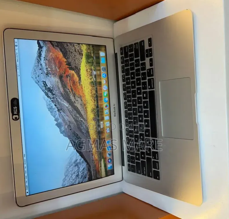 New Laptop Apple MacBook Air 2017 8GB Intel Core i5 SSD 256GB