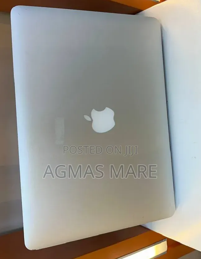 New Laptop Apple MacBook Air 2017 8GB Intel Core i5 SSD 256GB