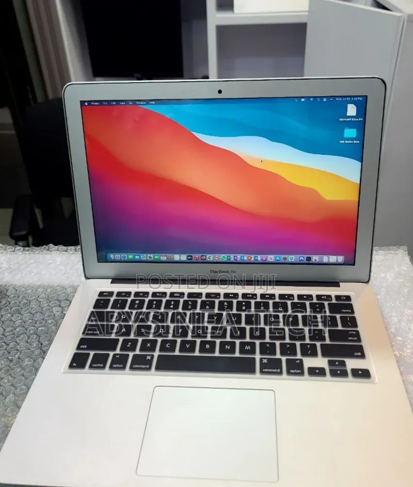 New Laptop Apple MacBook Air 2017 8GB Intel Core i5 SSD 128GB