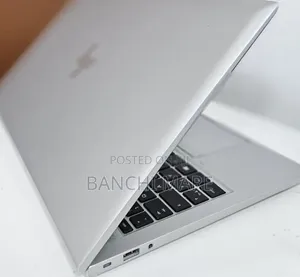 New Laptop HP ZBook Firefly G8 16GB Intel Core i7 SSD 512GB