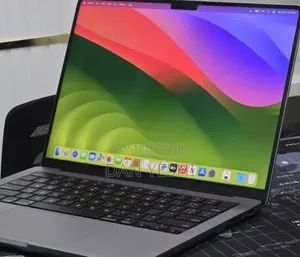 New Laptop Apple MacBook Pro 2023 M3 8GB Apple M3 SSD 512GB