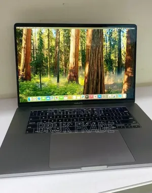 New Laptop Apple MacBook Pro 2019 16GB Intel Core i9 SSD 1T