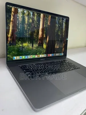 New Laptop Apple MacBook Pro 2019 16GB Intel Core i9 SSD 1T