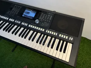 Yamaha PSR 950 Slightly Usd