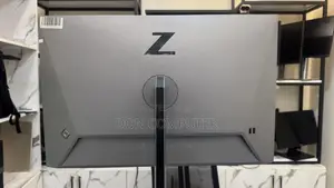HP Z24n G3 24 Inch Full HD Screen