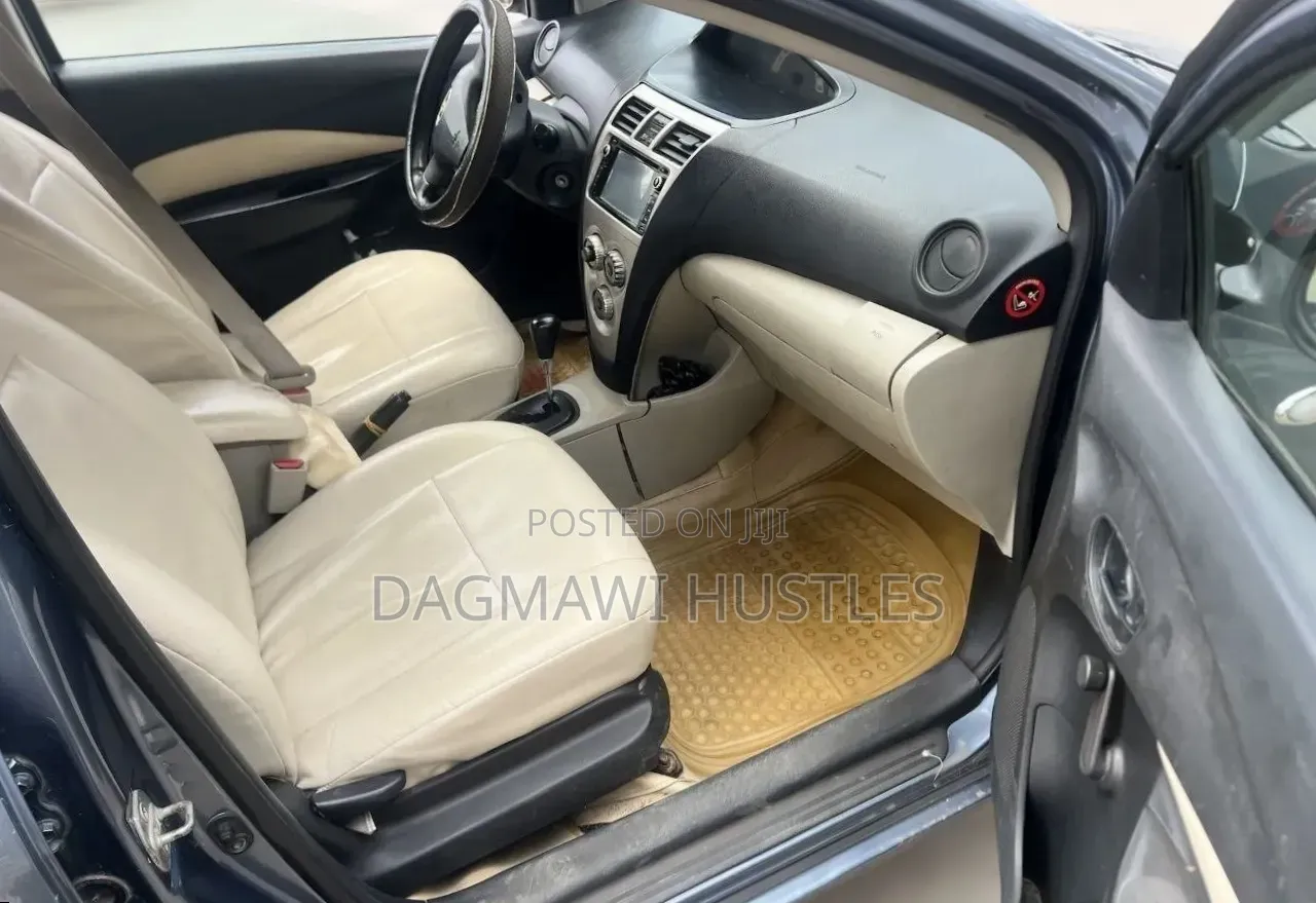 Toyota Yaris 1.3 VVT-i Automatic 2007 Blue