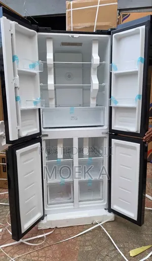 Boss 750 Four Door Refrigerator