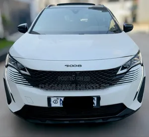 Peugeot 5008 2022 White
