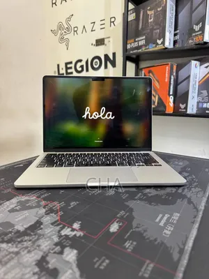 New Laptop Apple MacBook Air 2025 M4 24GB Apple M4 SSD 512GB