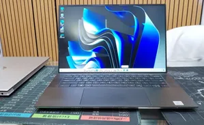 New Laptop Dell 16GB Intel Core i7 SSD 512GB