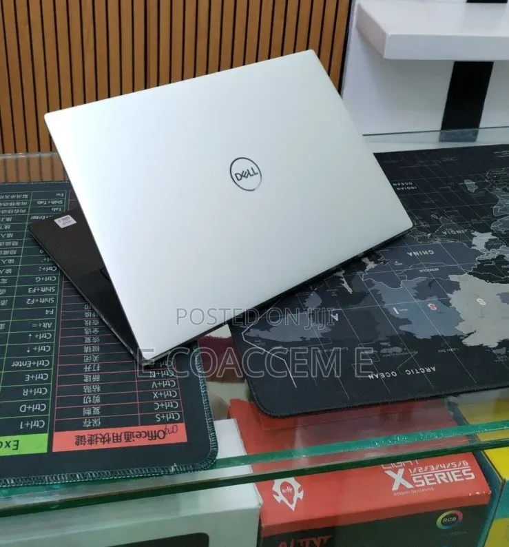 New Laptop Dell 16GB Intel Core i7 SSD 512GB