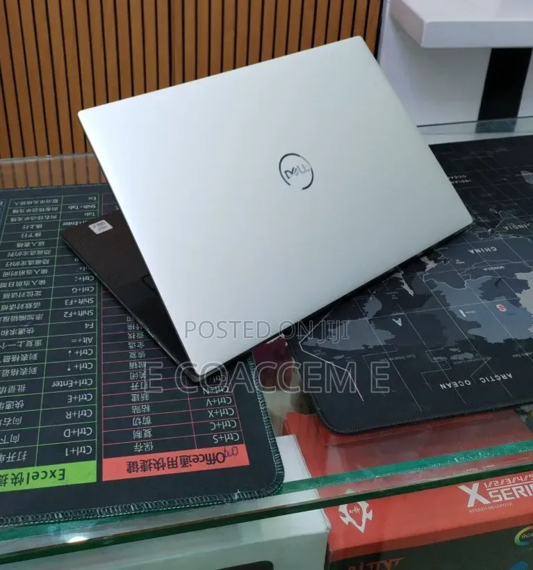 New Laptop Dell 16GB Intel Core i7 SSD 512GB