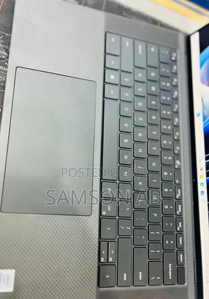 New Laptop Dell XPS 15 16GB Intel Core i7 SSD 512GB