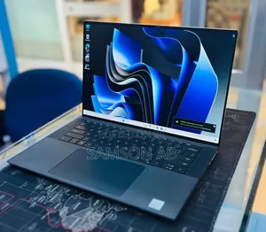 New Laptop Dell XPS 15 16GB Intel Core i7 SSD 512GB