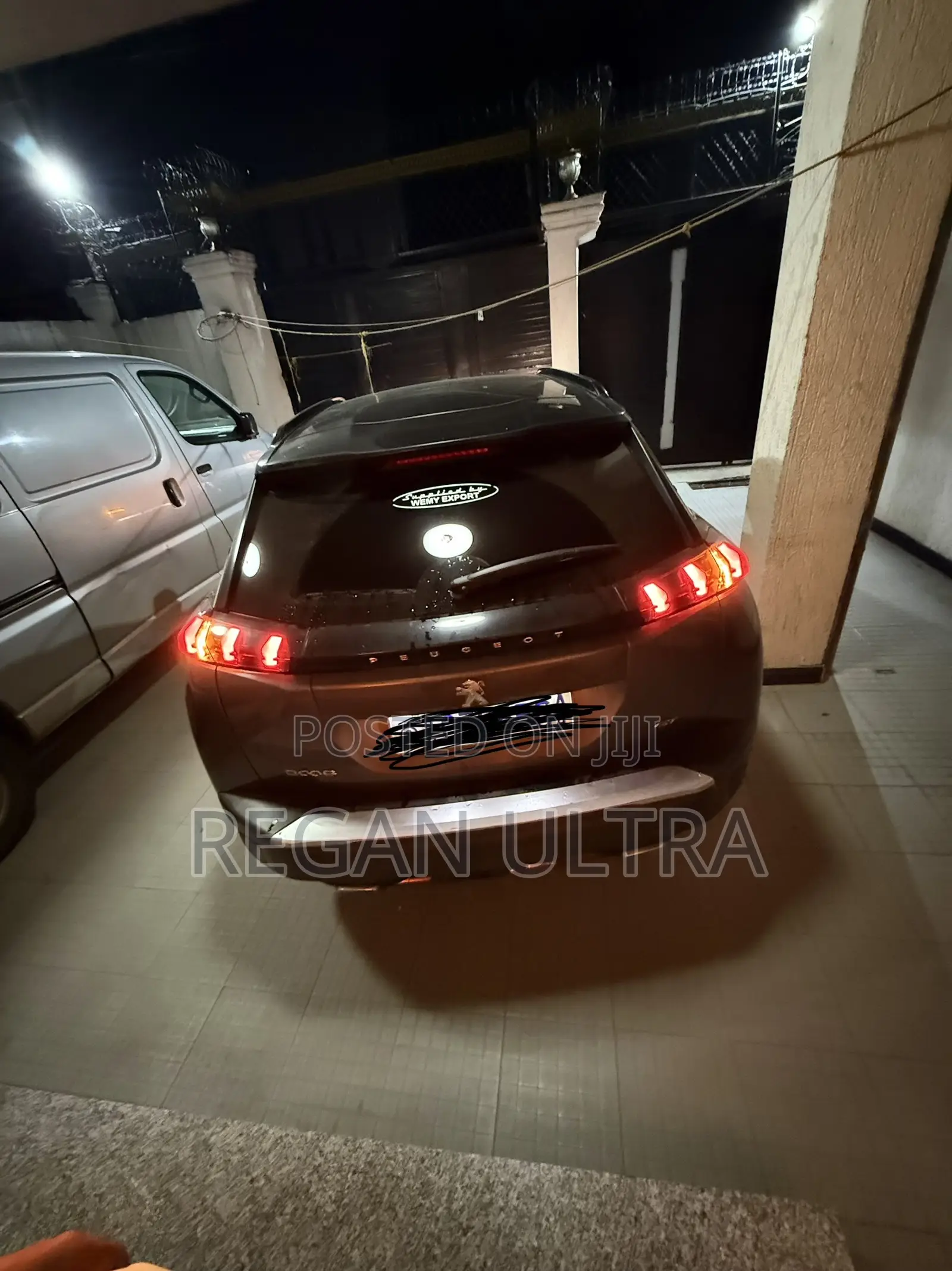 Peugeot 2008 2022 Gray