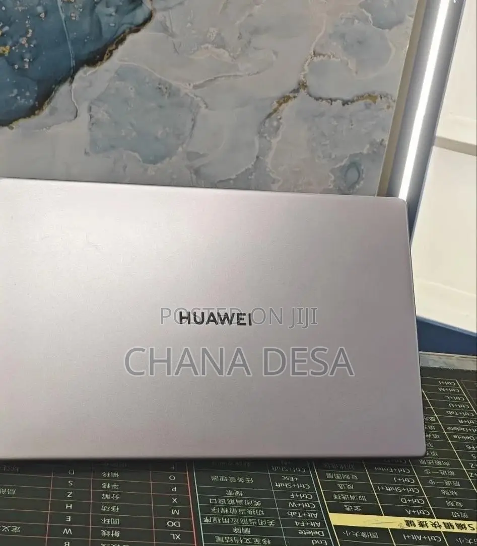 New Laptop Huawei 8GB Intel Core i3 SSD 256GB