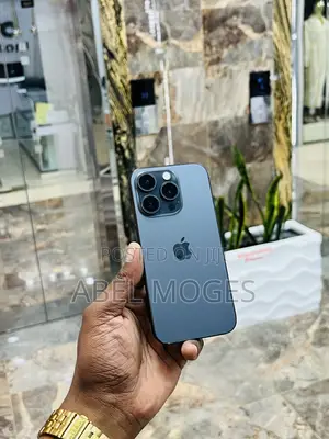 Apple iPhone 16 Pro 256 GB Black