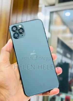 New Apple iPhone 11 Pro Max 256 GB Silver