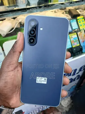 New Samsung Galaxy A17 5G 128 GB Bronze
