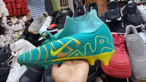 Brand New Footbqll Shoes (Taketa)