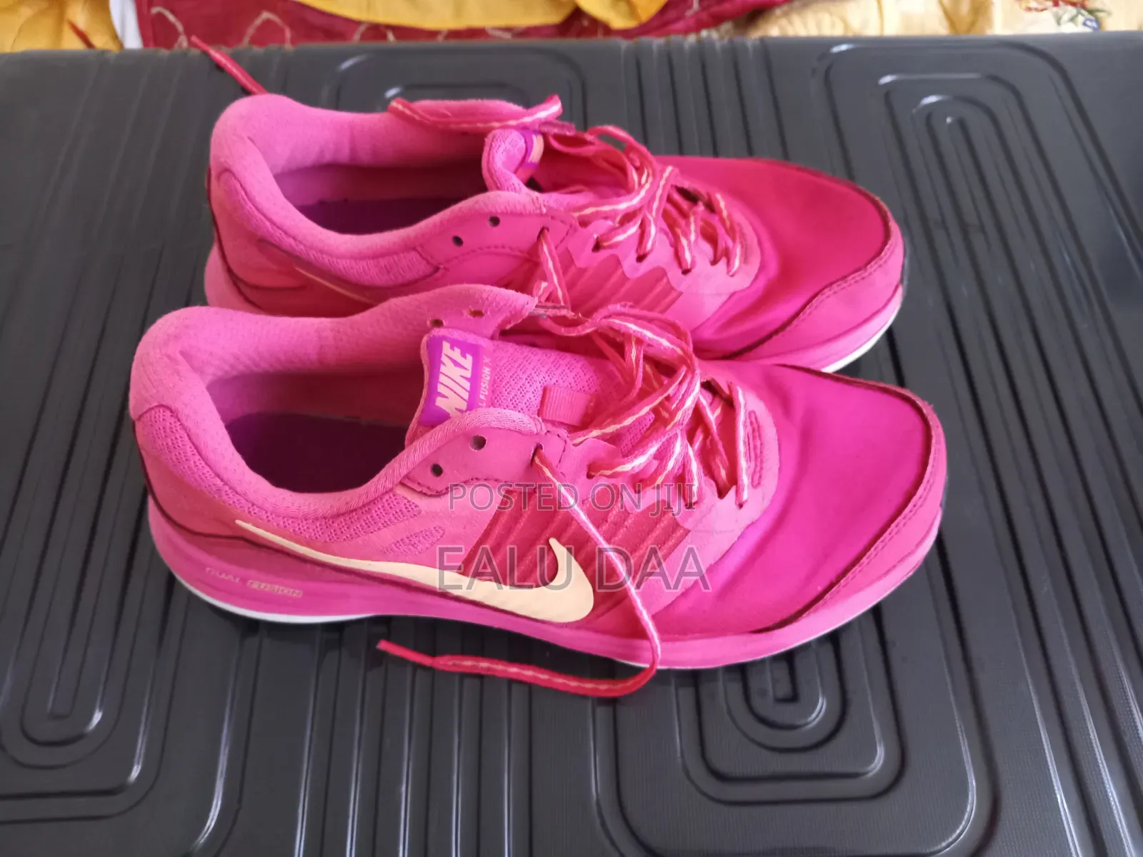 Nike Dual Fashion