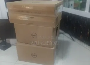New Laptop Dell G15 5530 8GB Intel Core i5 SSD 1T