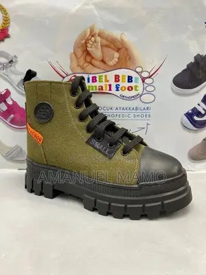 Kids' Orthopedic Boots