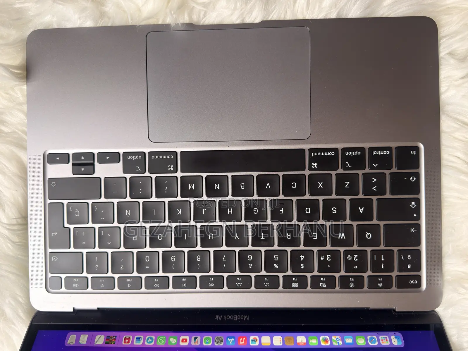 New Laptop Apple MacBook Air 2020 8GB Intel Core i5 SSD 512GB