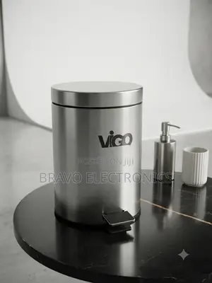 VIGO 5-Liter Stainless Steel Pedal Dust Bin.
