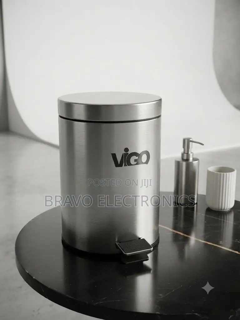 VIGO 5-Liter Stainless Steel Pedal Dust Bin.
