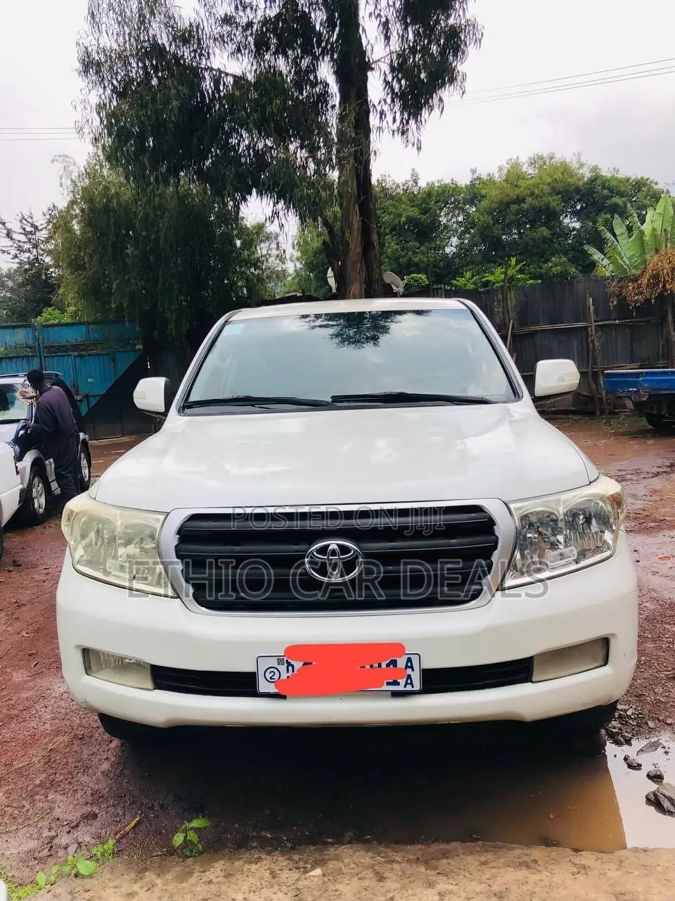 Toyota Land Cruiser 2009 White