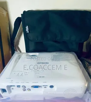 Epson Projector Model Name: EB-S41 Has Bag and Remote