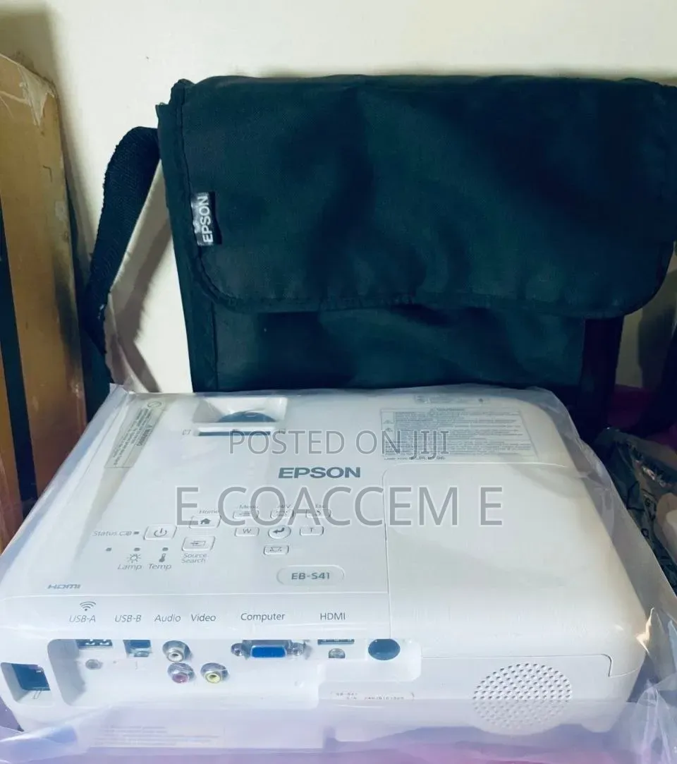 Epson Projector Model Name: EB-S41 Has Bag and Remote