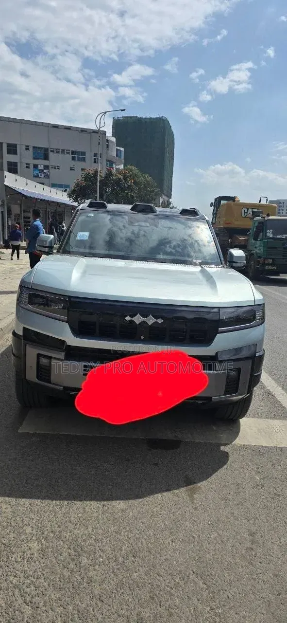 BYD Leopard 8 2.0 Hybrid AWD 2025 Silver
