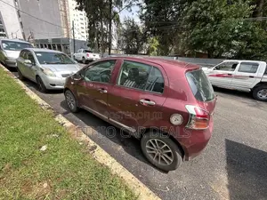 Toyota Yaris 2007 Burgundy