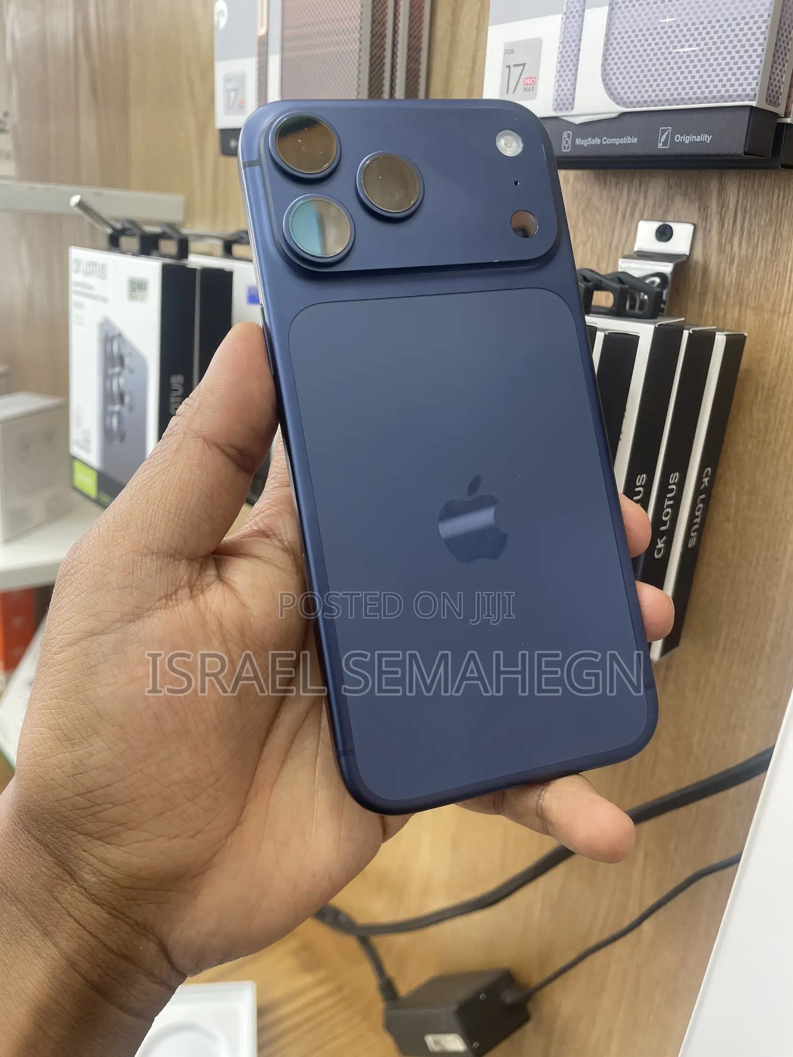 New Apple iPhone 17 Pro Max 256 GB Blue