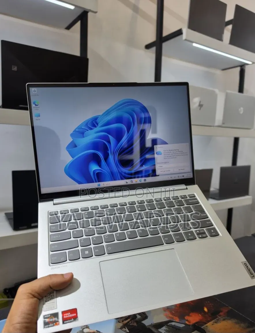 New Laptop Lenovo IdeaPad 720S 16GB AMD Ryzen 7 SSD 512GB