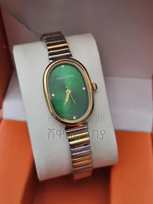 Designer Style Oval Watch Green Dial Gold Tone Two Tone Expansion Band