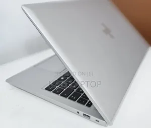 New Laptop HP ZBook Firefly G8 16GB Intel Core i7 SSD 512GB