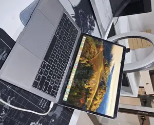 New Laptop Apple MacBook Air 2019 8GB Intel Core i5 SSD 128GB