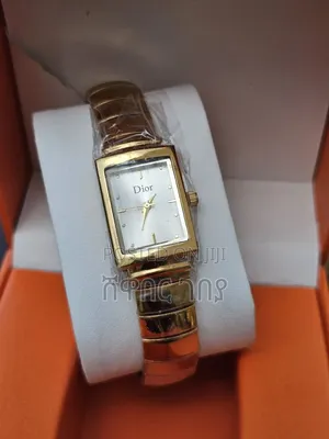 Designer Style Rectangle Watch Silver Dial Gold Tone Flexble Link Band