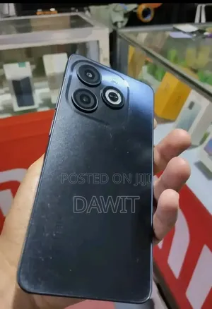 Infinix Smart 8 128 GB Black
